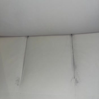 Yeni Alınan Koltuklarda Mekanizma Kaynaklı Leke Sorunu Ve İlgisiz Müşteri Hizmeti