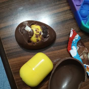 Ozmo Sürpriz Yumurta İçinden Plastik Parça Çıkması Ve Güvenlik Riski