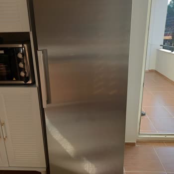 Paslanmaz Denilen Bosch Derin Dondurucu Kapağında Kısa Sürede Paslanma Sorunu Yaşadım