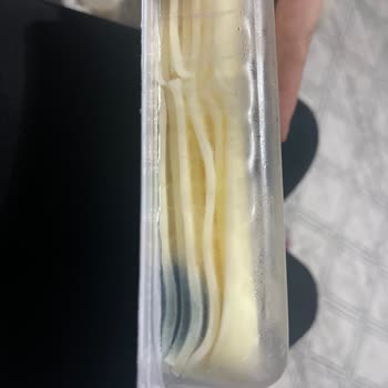 Ambalajı Açılmamış Kaşar Peynirde Küf Şoku!