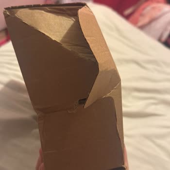 Mahremiyete Duyarsız Paketleme Ve Yetersiz Kargo Güvenliği