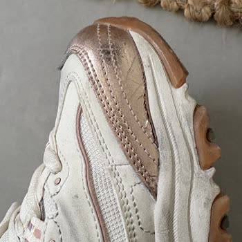 Yeni Alınan Ayakkabıda Hızla Soyulma Ve Garanti Reddi Şaşkınlığı