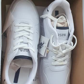 Yanlış Ve Lekeli Ayakkabı Gönderildi, İade Sürecinde Mağdur Edildim