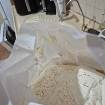 Aldığım Unun İçinden Solucan Çıktı, Ücret İadesi Ve Gıda Güvenliği Talebim Var