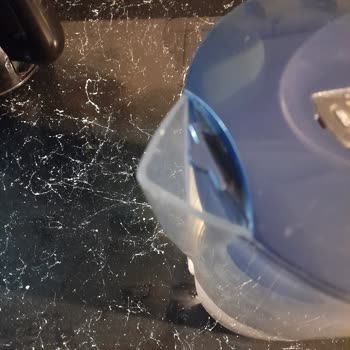 Brita Marella XL Sürahi Kapak Ve Gösterge Sorunu İçin Çözüm Bekliyorum