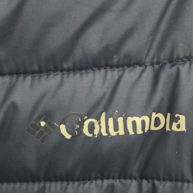 Kuru Temizleme Sonrası Montumdaki Logo Ve Yazı Zarar Gördü, Mağduriyetim Giderilmiyor