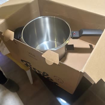 Kırık Tencere Ve Güven Sarsan Teslimat Deneyimi