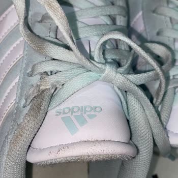 Hakiki Deri Diye Aldığım Ayakkabı İlk Kullanımda Parçalandı, İade Talep Ediyorum