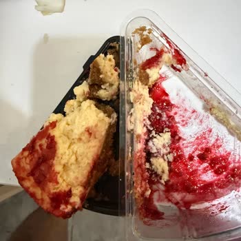 Trendyol Yemek Yanlış Paketleme Nedeniyle Cheesecake Eridi Mağduriyetim Giderilmiyor