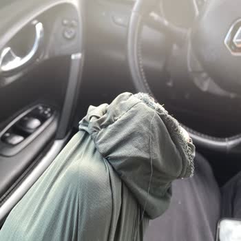 Aldığım Rüzgarlık Sürekli Sökülüyor, Kalite Beklentimi Karşılamadı