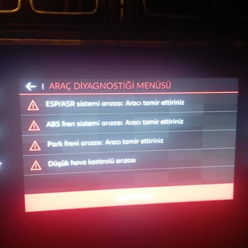 Citroen Servisi Arıza Lambalarını Gidermeden Bakım Ücreti Aldı Mağduriyetim Devam Ediyor