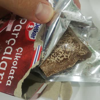 Aldığım Dr. Oetker Çikolata Parçaları Bozuk Çıktı, Değişim Talep Ediyorum