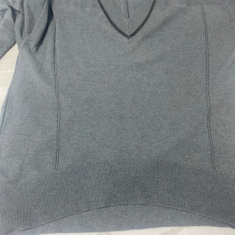 Yüksek Fiyata Alınan Kazakta İlk Giyişte Bariz Şekil Bozulması Yaşadım