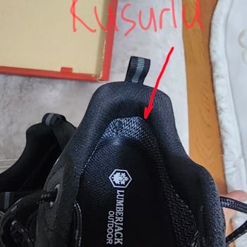 Kusurlu Ayakkabıya Yalnızca Fotoğrafla Ret: Çocuğumun Sağlığı Tehlikede