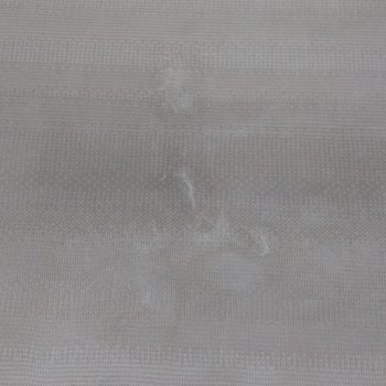 Leke Tutmaz Denilen Halı Hem Leke Hem İz Bırakıyor, Çözüm Bekliyorum