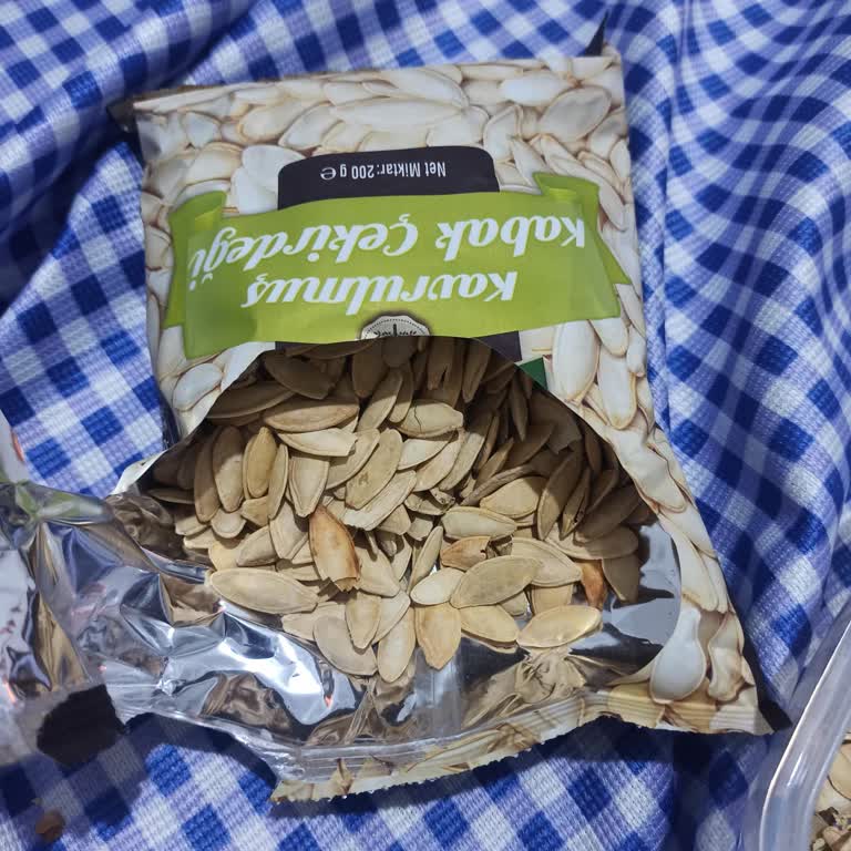 Aldığım Ay Çekirdeği Paketi Kırık Ve Kalitesiz Çıktı