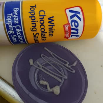 Beyaz Çikolatalı Sosun Rengi Ve Tadı Alışılmışın Dışında Çıktı