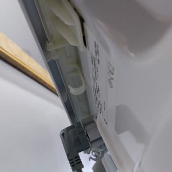 Hasarlı Çamaşır Makinesi Teslimatı Ve Değişim Sürecinde Yaşanan Mağduriyet