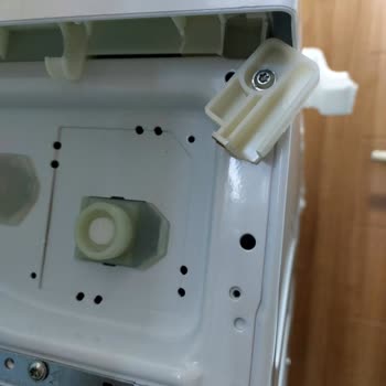 Hasarlı Çamaşır Makinesi Teslimatı Ve Değişim Sürecinde Yaşanan Mağduriyet