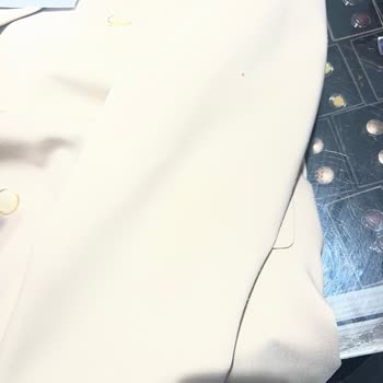 Bir Saatte Tüylenen Takım Elbise, Değişim Talebim Reddedildi!