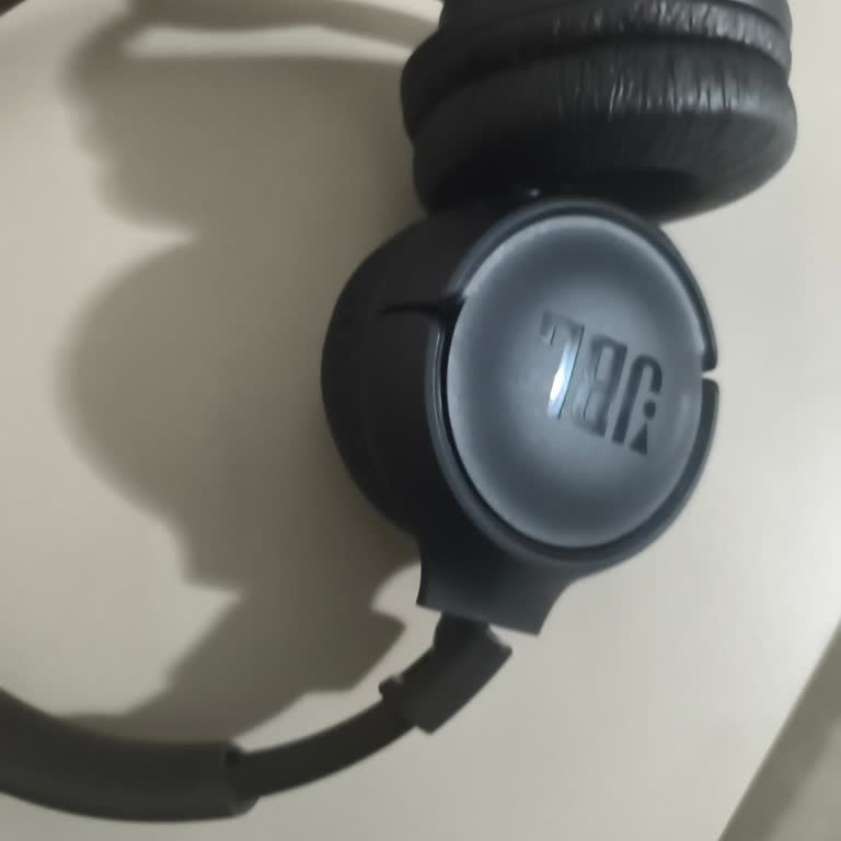 Yeni Alınan JBL Kulaklık İlk Günden Bağlantı Sorunu Yaşatıyor