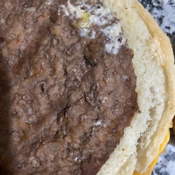 Bozuk Ve Ağır Kokulu Ürünlerle Karşılaştık Şube İletişimi Yok