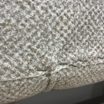 Kısa Sürede Çöken Koltuklar Nedeniyle Yaşanan Mağduriyet