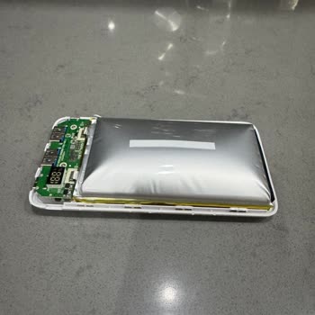 Hediye Powerbank'ın Pil Şişmesi Nedeniyle Değişim Talebi