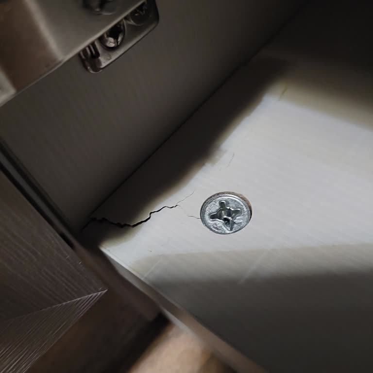 Mobesko Doğtaş'tan Aldığım Mutfak Dolabı Kusurlu Ve Müşteri Hizmeti Yetersiz