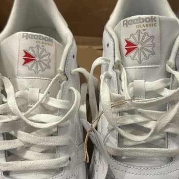 Kullanılmış Ve Kirli Ayakkabı Gönderildi, Ücret İadesi Talep Ediyorum