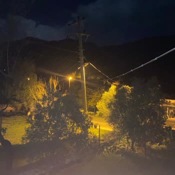 Marmaris Bayır Mahallesi'nde Süregelen Düşük Voltaj Ve Bakım Eksikliği Sorunu