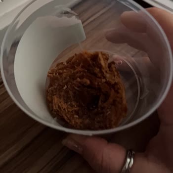 Aldığım Cipsin İçinden Anormal Parça Çıktı, Sağlık Sorunları Yaşadım Ve Geri Dönüş Alamadım