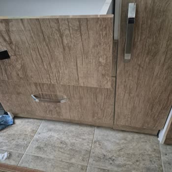 Samet Çekmece Rayı İçin Yedek Plastik Kilitleme Tırnağı Bulamıyorum