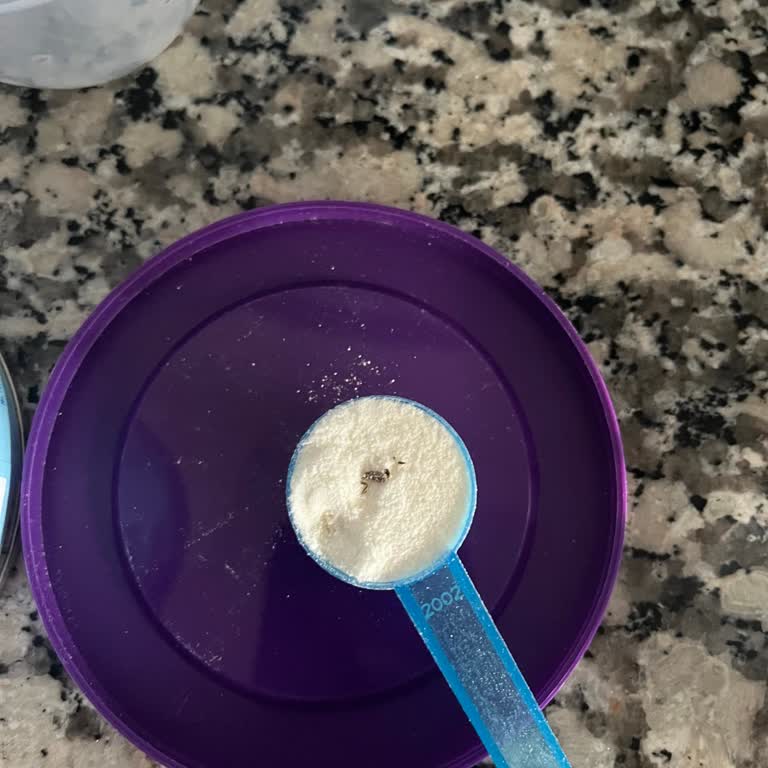 Aptamil Alerji Mamasında Yabancı Maddeyle Karşılaştım, Mağduriyet Yaşadım