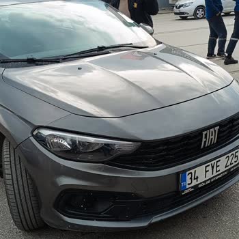 Kış Lastiği Olmayan Araçla Güvenliğimizi Tehlikeye Atan İkame Araç Hizmeti Ve İlgisiz Yaklaşım