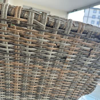 Kısa Sürede Kullanılamaz Hale Gelen Bahçe Masa Takımı Hayal Kırıklığı Yarattı