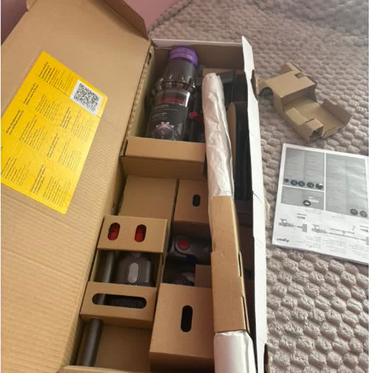 Kullanılmayan Dyson Süpürgeye Yüksek Servis Ücreti Mağduriyeti