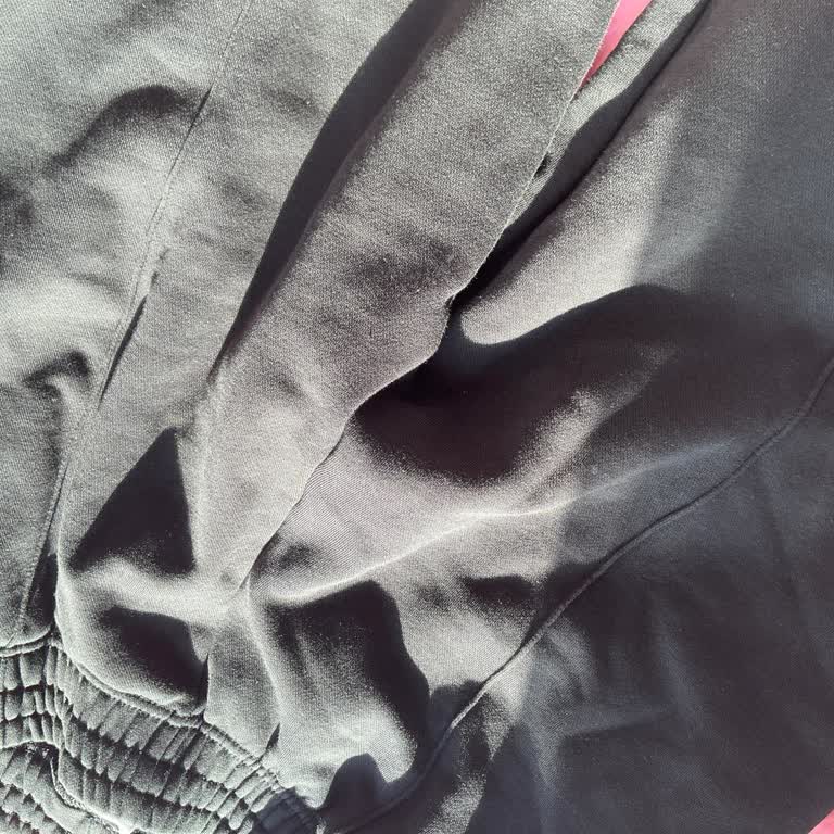 Naz Sports’tan Aldığım Nike Eşofman Orijinal Değil Mi?