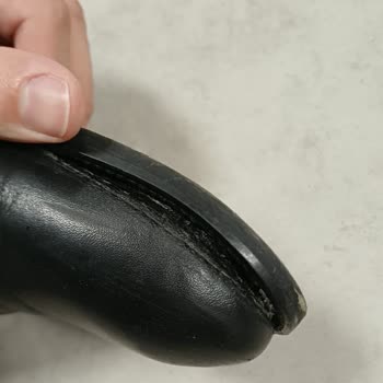 Derimod Kısa Sürede Açılan Bot İçin Garanti Süresi Mağduriyeti