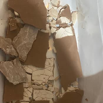 Aldığım Milka Çikolata Bozuk Çıktı, Değişim Ve İnceleme Talep Ediyorum