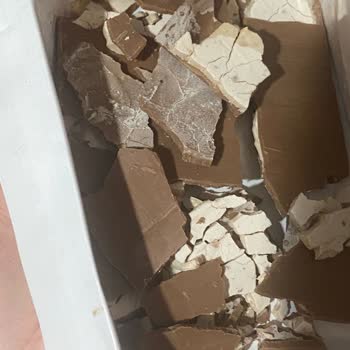 Aldığım Milka Çikolata Bozuk Çıktı, Değişim Ve İnceleme Talep Ediyorum