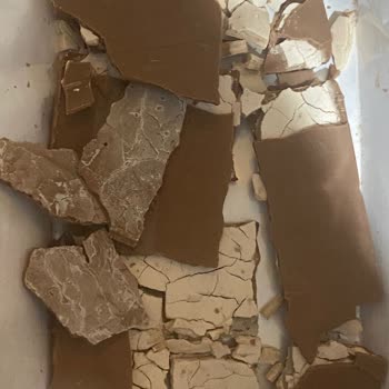 Aldığım Milka Çikolata Bozuk Çıktı, Değişim Ve İnceleme Talep Ediyorum