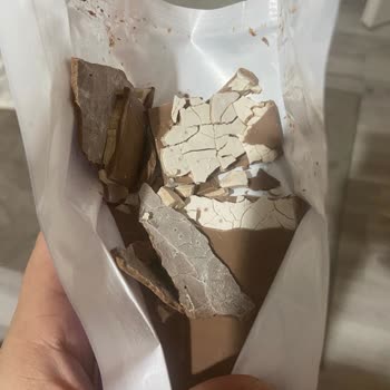 Aldığım Milka Çikolata Bozuk Çıktı, Değişim Ve İnceleme Talep Ediyorum