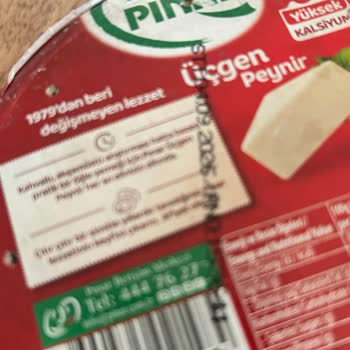 Peynirin İçinde Siyah Maddeyle Karşılaşmak Güvenimi Sarstı
