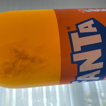 Açılmamış Fanta Şişesinde Yabancı Madde Ve Güvenlik Endişesi