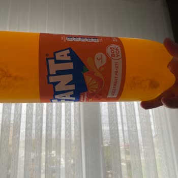 Açılmamış Fanta Şişesinde Yabancı Madde Ve Güvenlik Endişesi