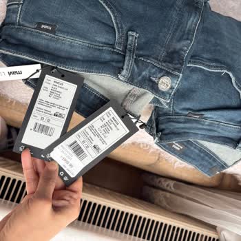 Aynı Model Pantolonda Farklılık Ve Değişim Sorunu