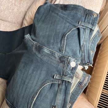 Aynı Model Pantolonda Farklılık Ve Değişim Sorunu