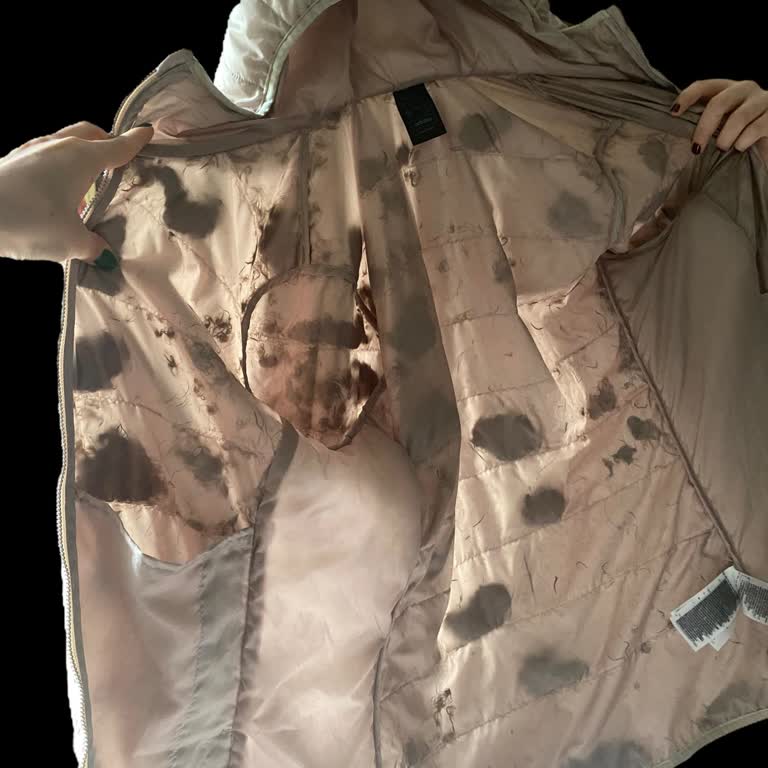 İlk Yıkamada Topaklanan Ceket Hayal Kırıklığı Yarattı