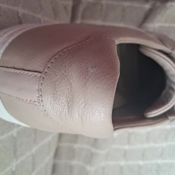 Gön Deri Kusurlu Ayakkabı Üç Kez Gönderildi, Ücret İadesi Yapılmadı!